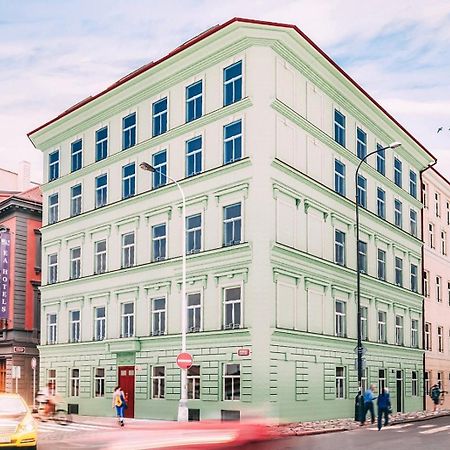 New Apartments Chain Florenc Praha Bagian luar foto