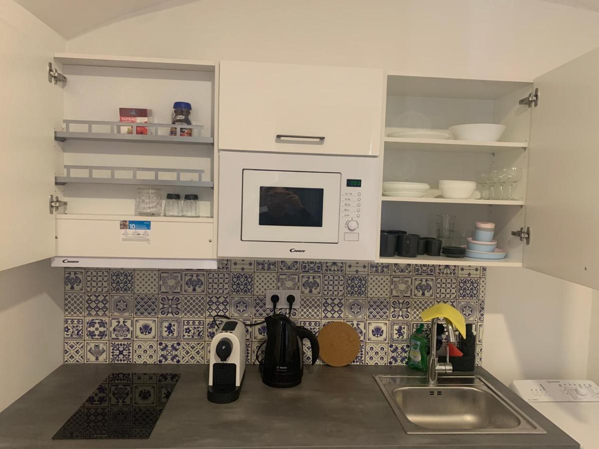 New Apartments Chain Florenc Praha Bagian luar foto