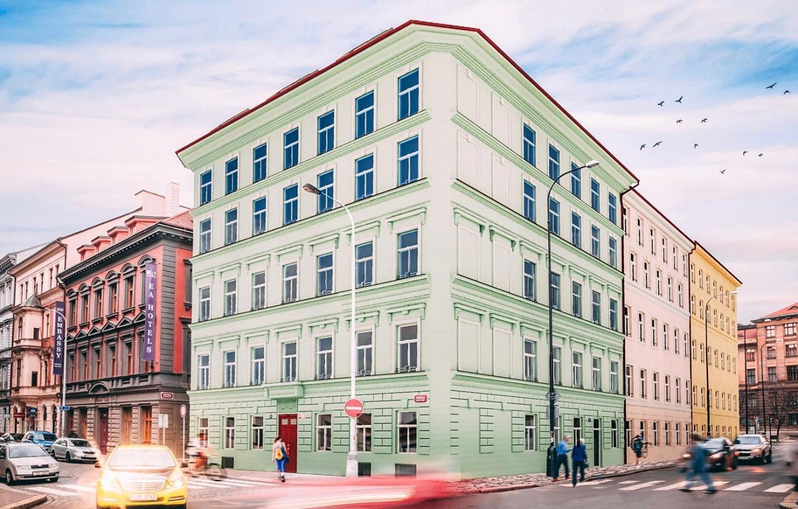 New Apartments Chain Florenc Praha Bagian luar foto